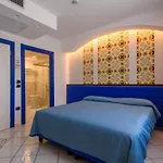 Ancora Hotel 4*