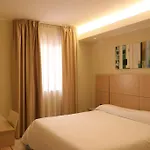 Ancora Hotel 4*