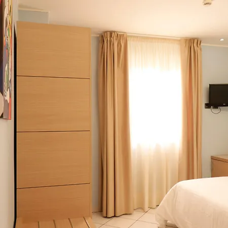 Ancora Hotell 4*