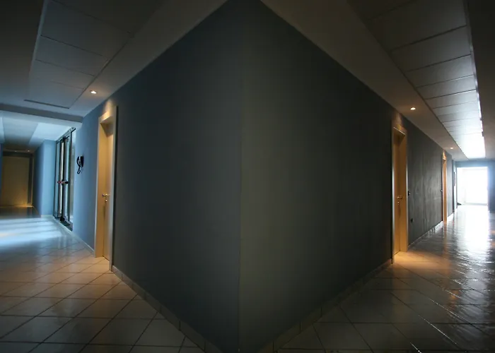 Ancora 4* ポンテカニャーノ