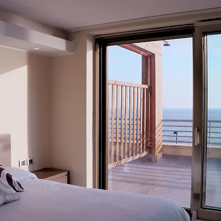 Ancora Hotel 4*