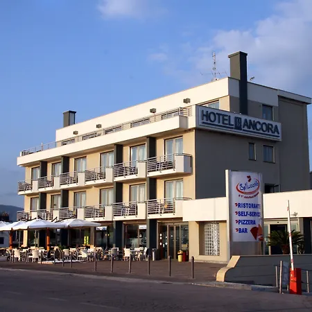 酒店 安科拉酒店 庞特卡格纳诺
