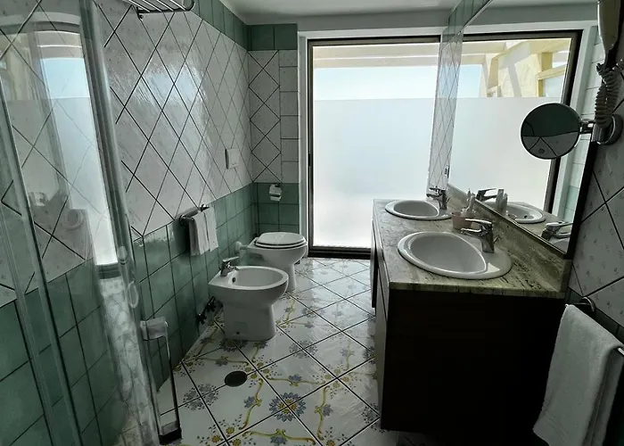 Ancora 4* Pontecagnano Faiano